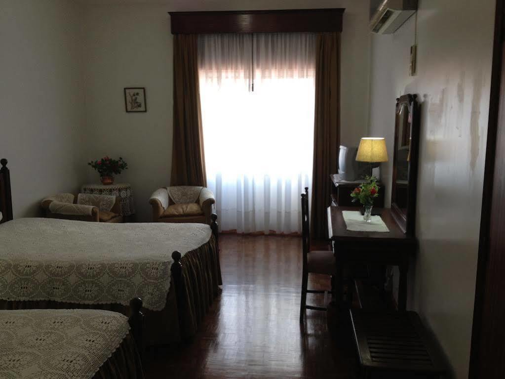 Hotel Vitoria 圣塔伦 外观 照片